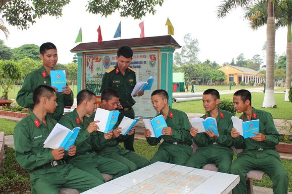 Phát huy hiệu quả sổ tay quân nhân